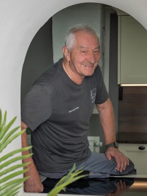 edbbd8a0-cd4f-4035-a735-8e05030f00d5